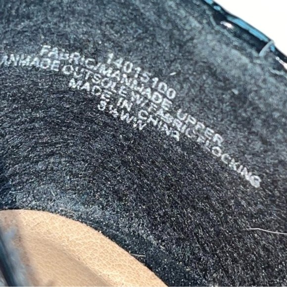 Torrid Women’s size 8.5 WW Double Strap Mary Jane Flat Faux Suede Black - Picture 5 of 9